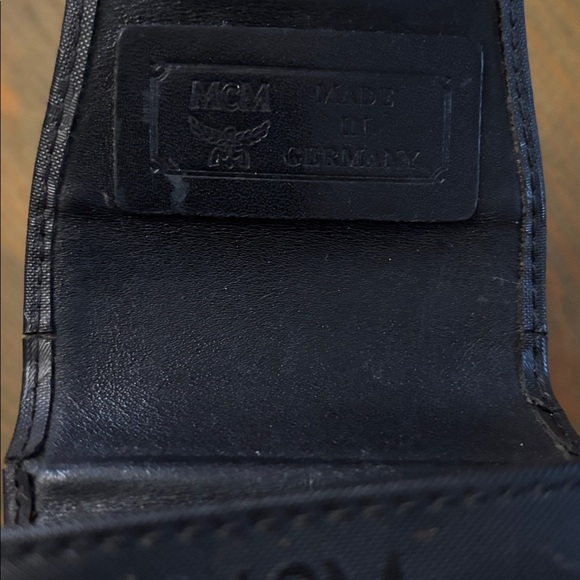 MCM Black Card Holder - Picture 8 of 10
